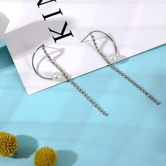 Silver, Pearl & Crystal Strand Stud Earrings - Picture 2 of 6